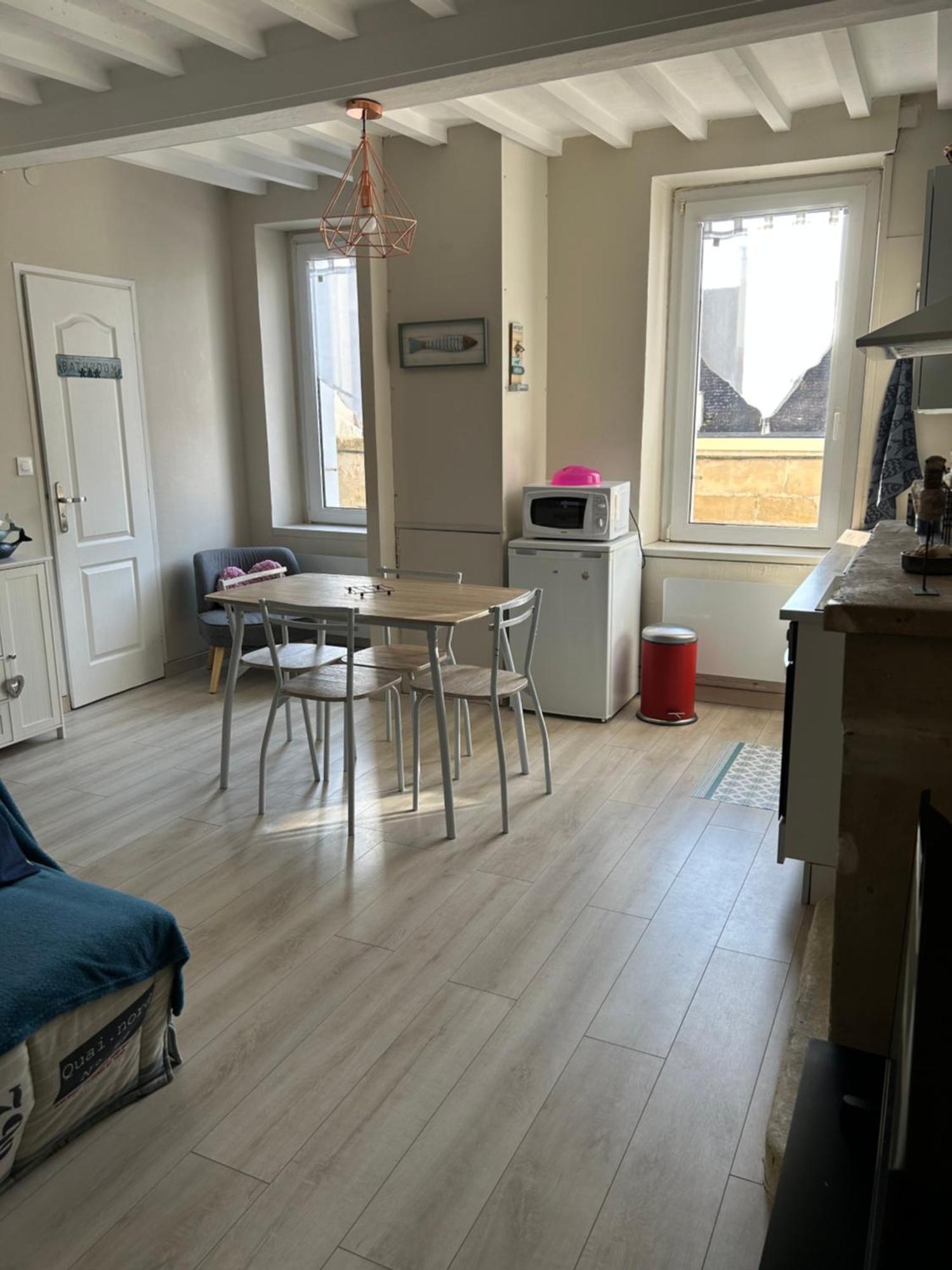 Cosy De Luc